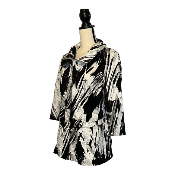 BEREK2 Black White Abstract Print Collar Zip Jacket Neiman Marcus Size Medium - Picture 3 of 6